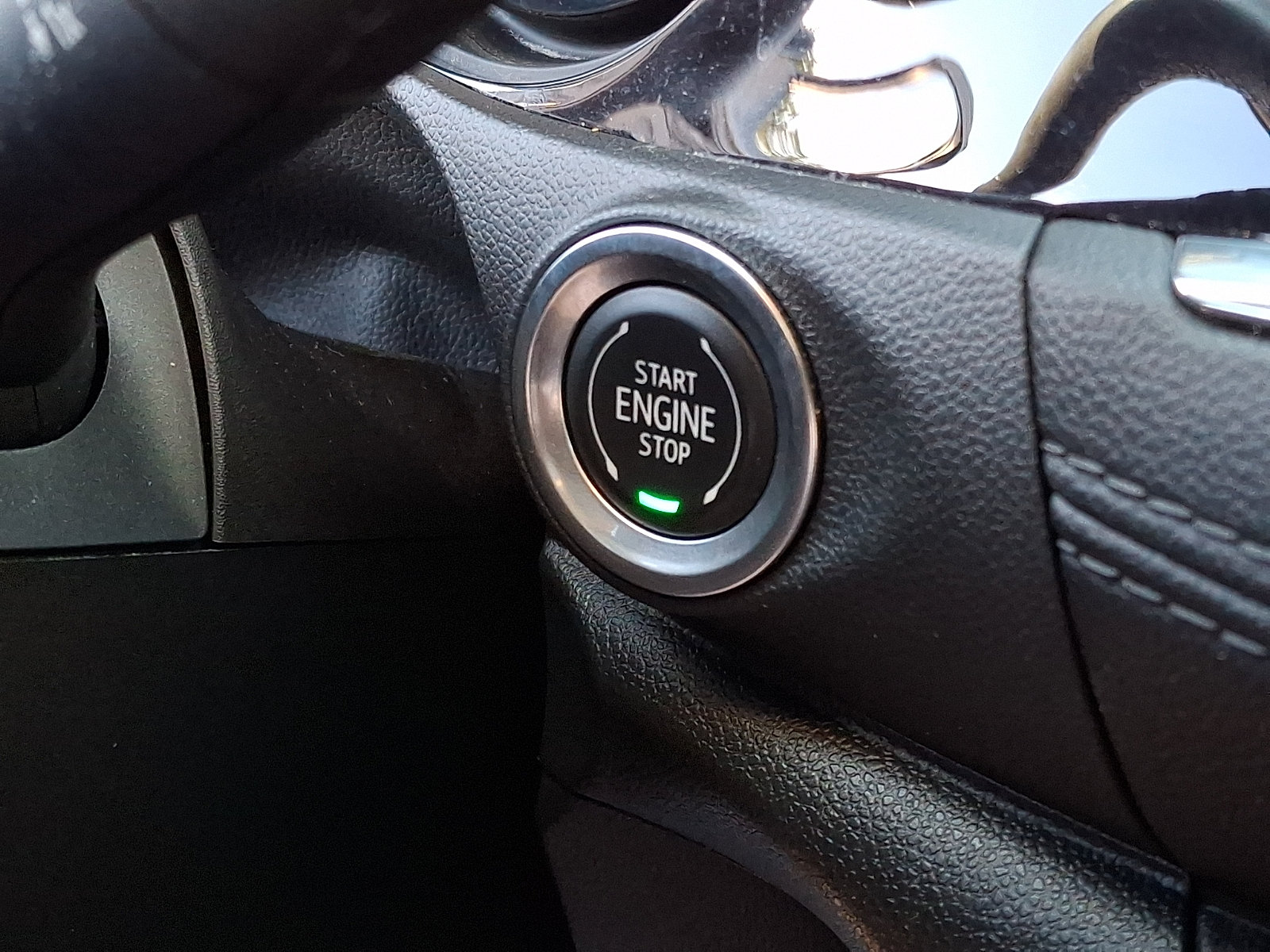 Certified 2021 Buick Encore GX Preferred w/ Cold Weather Comfort Package FWD image 25