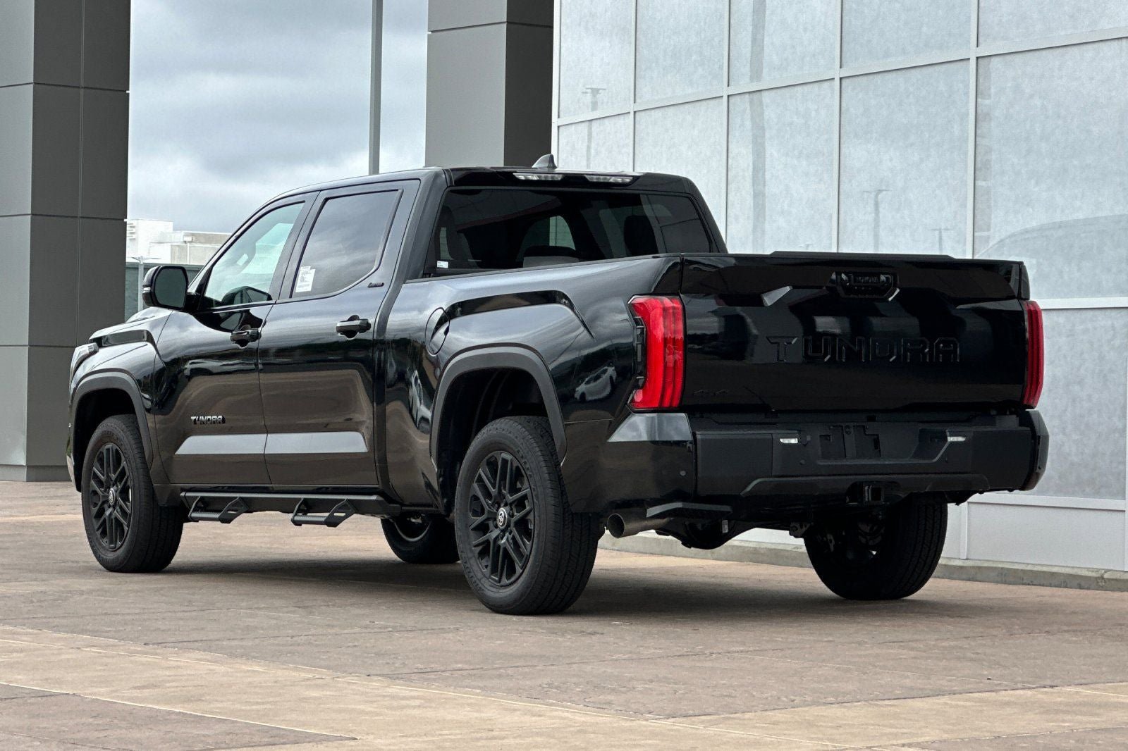New 2026 Toyota Tundra Limited AWD/4WD image 6