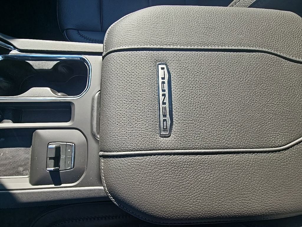 New 2026 GMC Sierra 3500 Denali w/ Denali Reserve Package image 25