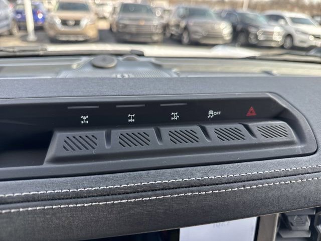 New 2026 Ford Bronco Outer Banks w/ Sasquatch Package image 24