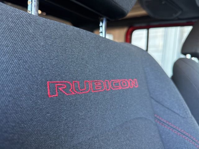 Used 2024 Jeep Wrangler Unlimited Rubicon AWD/4WD image 16