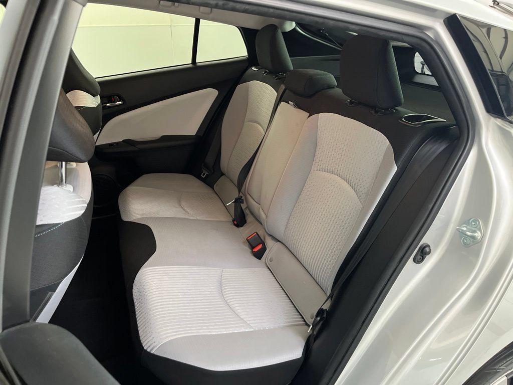 Used 2017 Toyota Prius Two w/ Prius Two Safety Plus Package FWD image 20