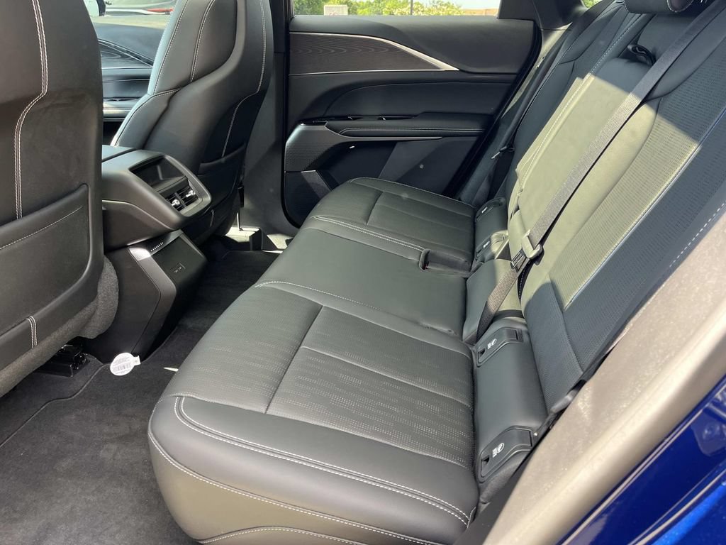 Certified 2024 Cadillac Lyriq Sport RWD image 21