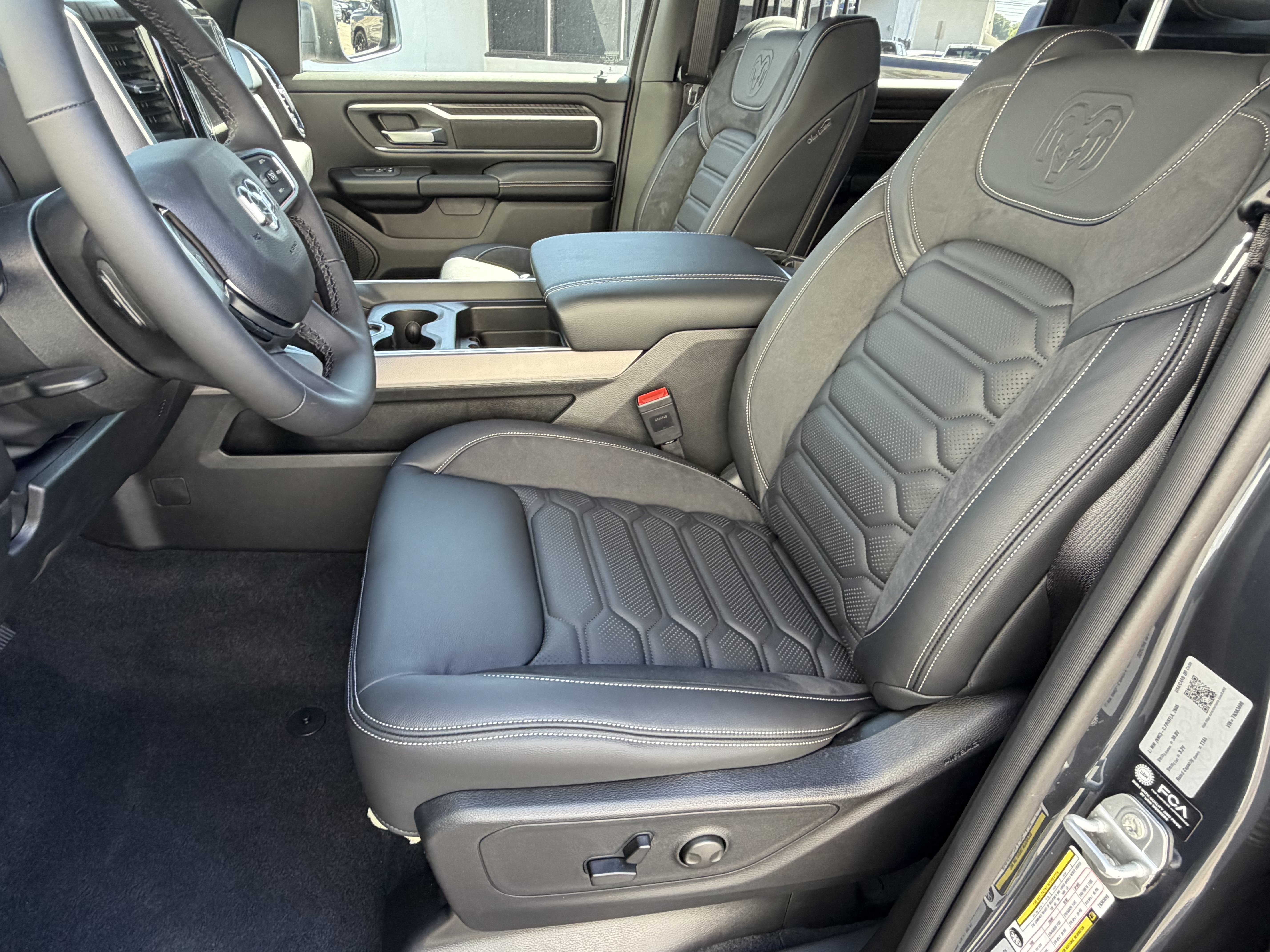 New 2026 RAM 1500 Big Horn AWD/4WD image 22