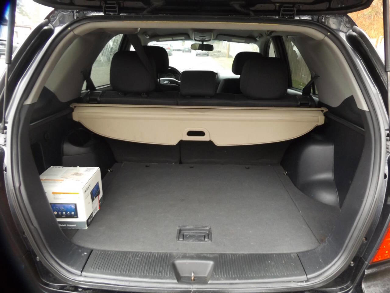 Used 2009 Kia Sorento LX image 6