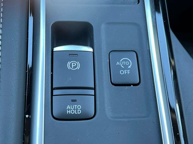 New 2026 Nissan Pathfinder Platinum image 36