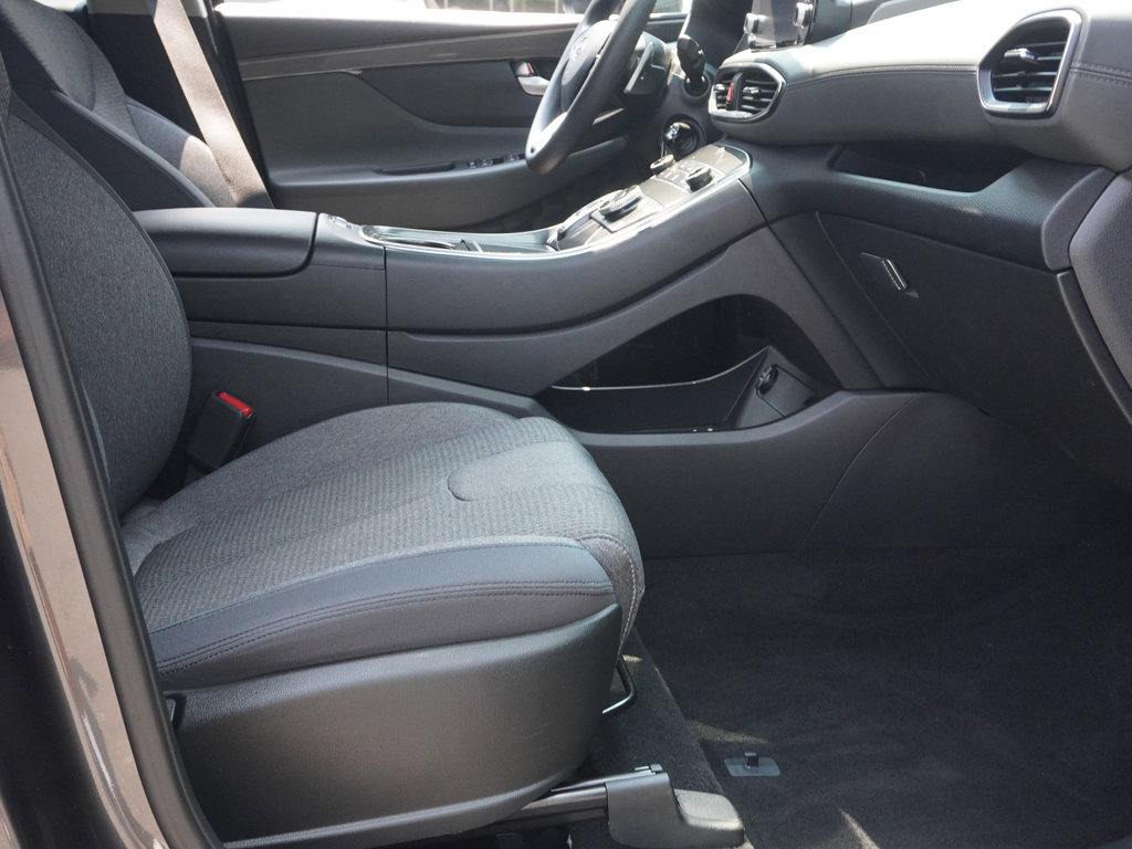 Used 2023 Hyundai Santa Fe SE AWD/4WD image 27