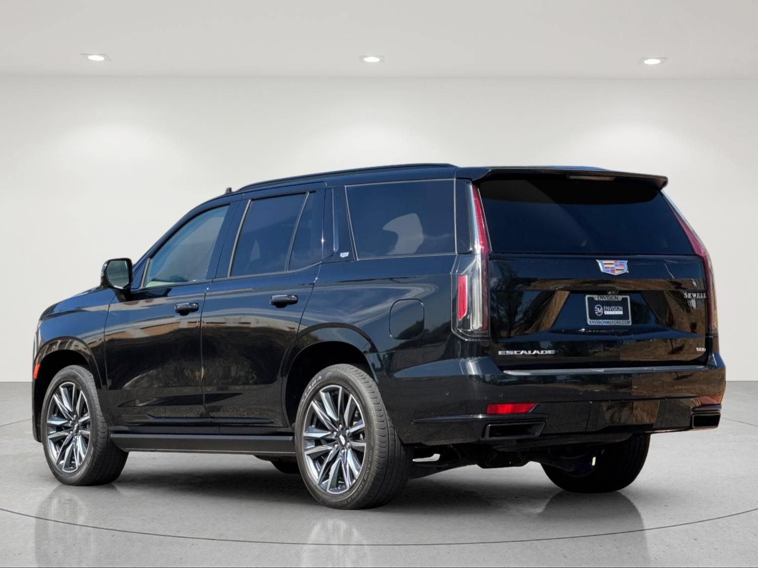 Used 2021 Cadillac Escalade Sport Platinum RWD image 4