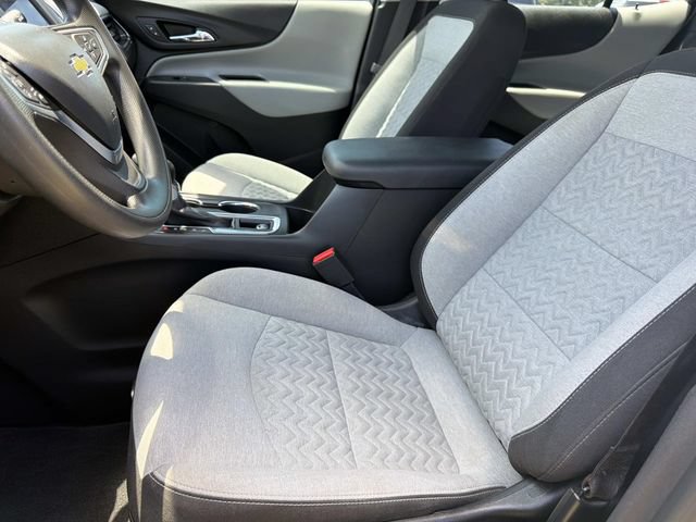 Used 2023 Chevrolet Equinox LS FWD image 19