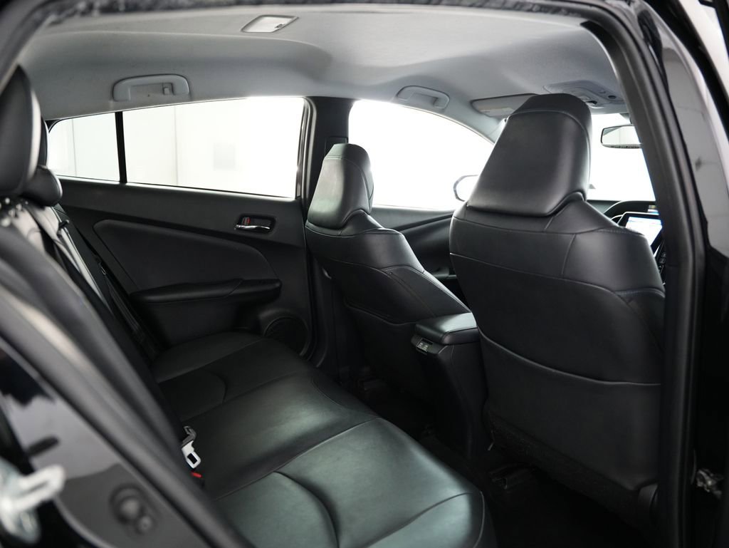 Used 2020 Toyota Prius Limited FWD image 37