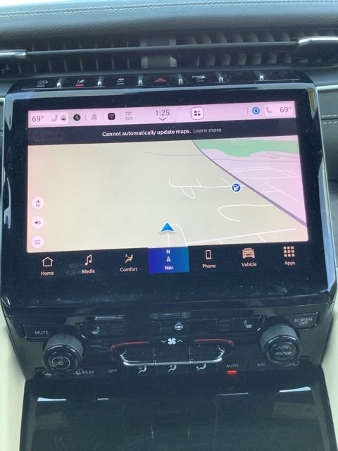 Certified 2023 Jeep Grand Cherokee Limited AWD/4WD image 22