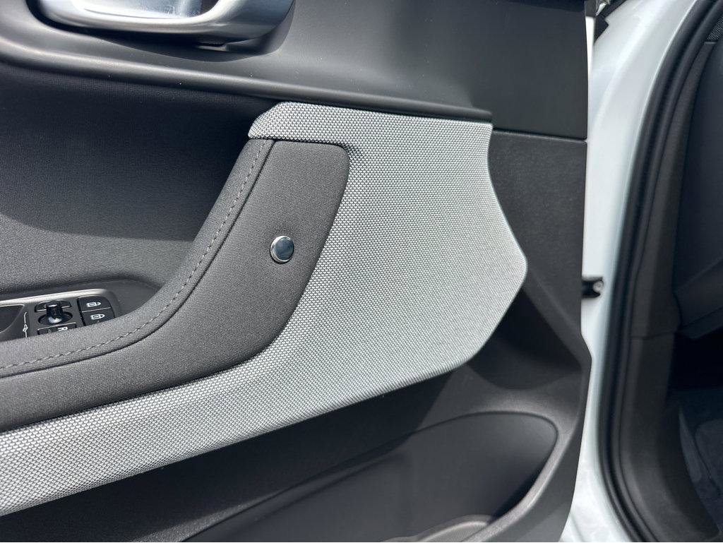 Used 2024 Polestar Polestar 2 w/ Pilot Pack image 34
