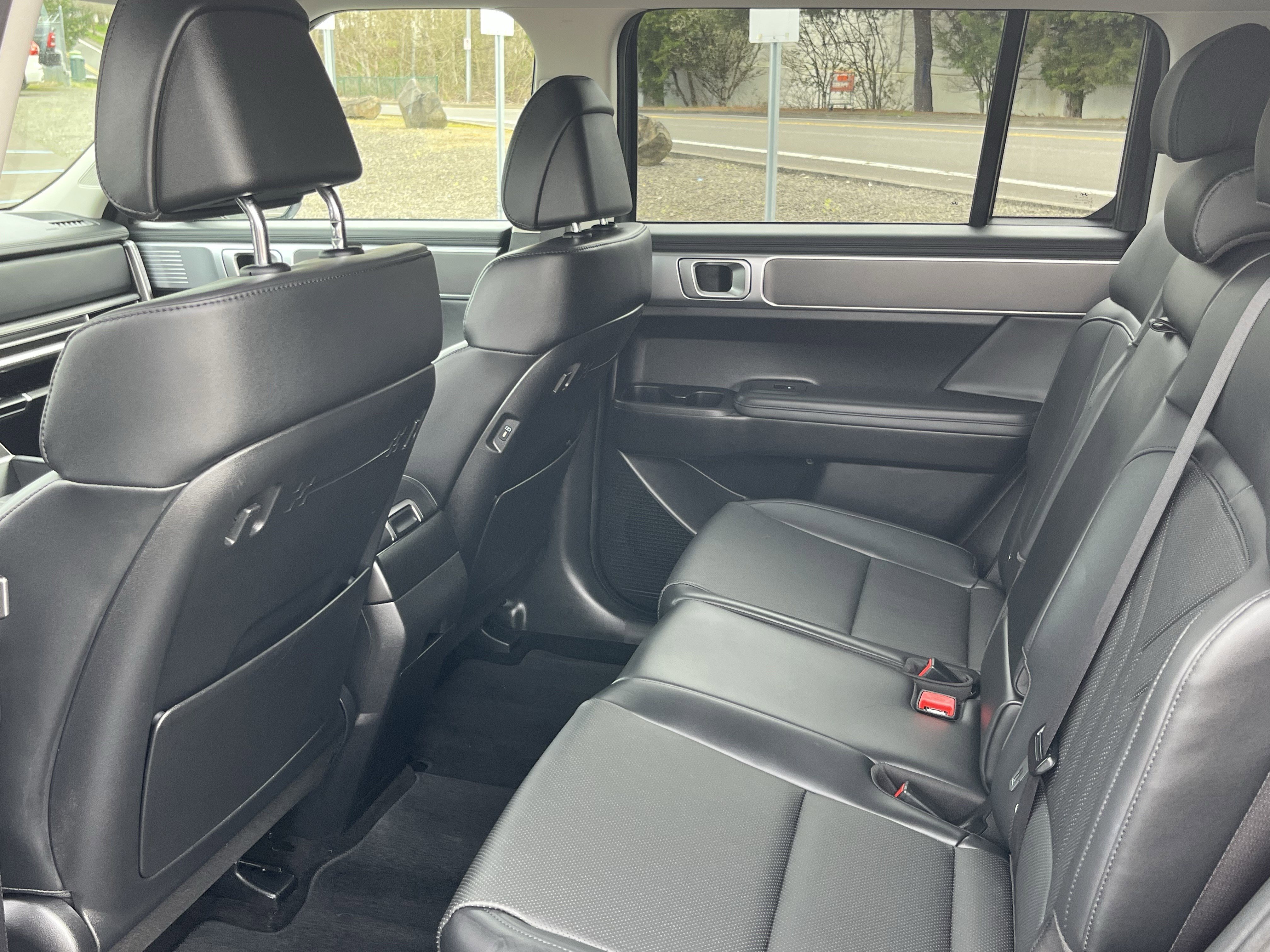 Certified 2024 Hyundai Santa Fe SEL image 13