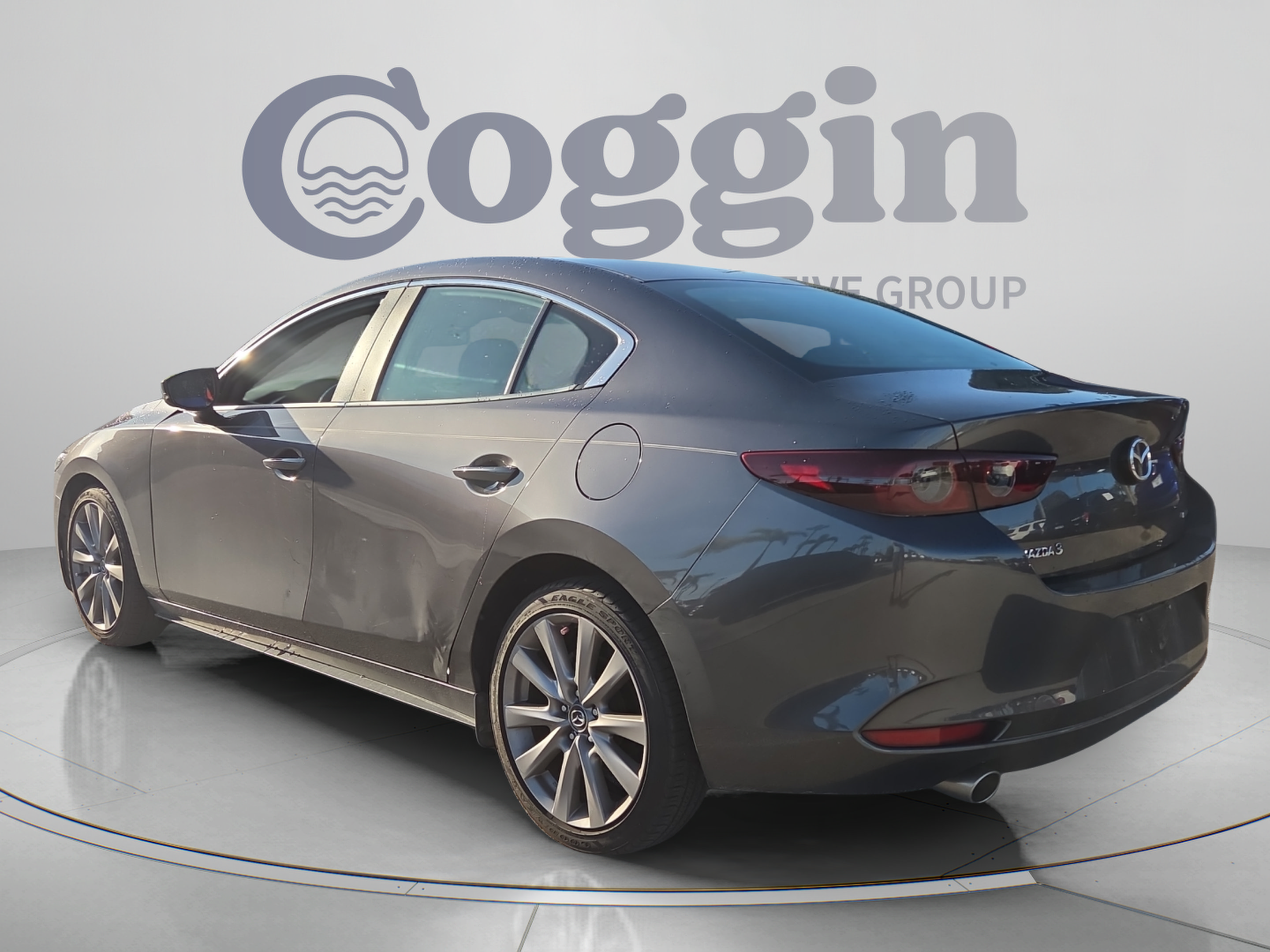Used 2021 MAZDA MAZDA3 s FWD image 3