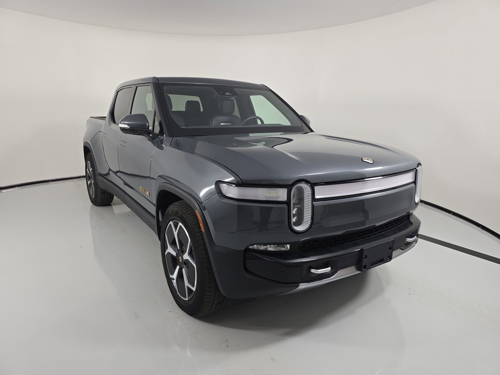 Used 2022 Rivian R1T Adventure AWD/4WD image 9