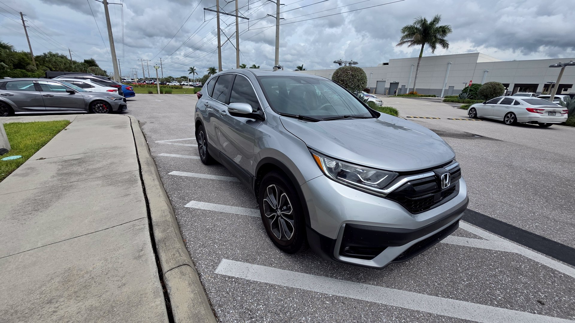 Used 2020 Honda CR-V EX-L image 3