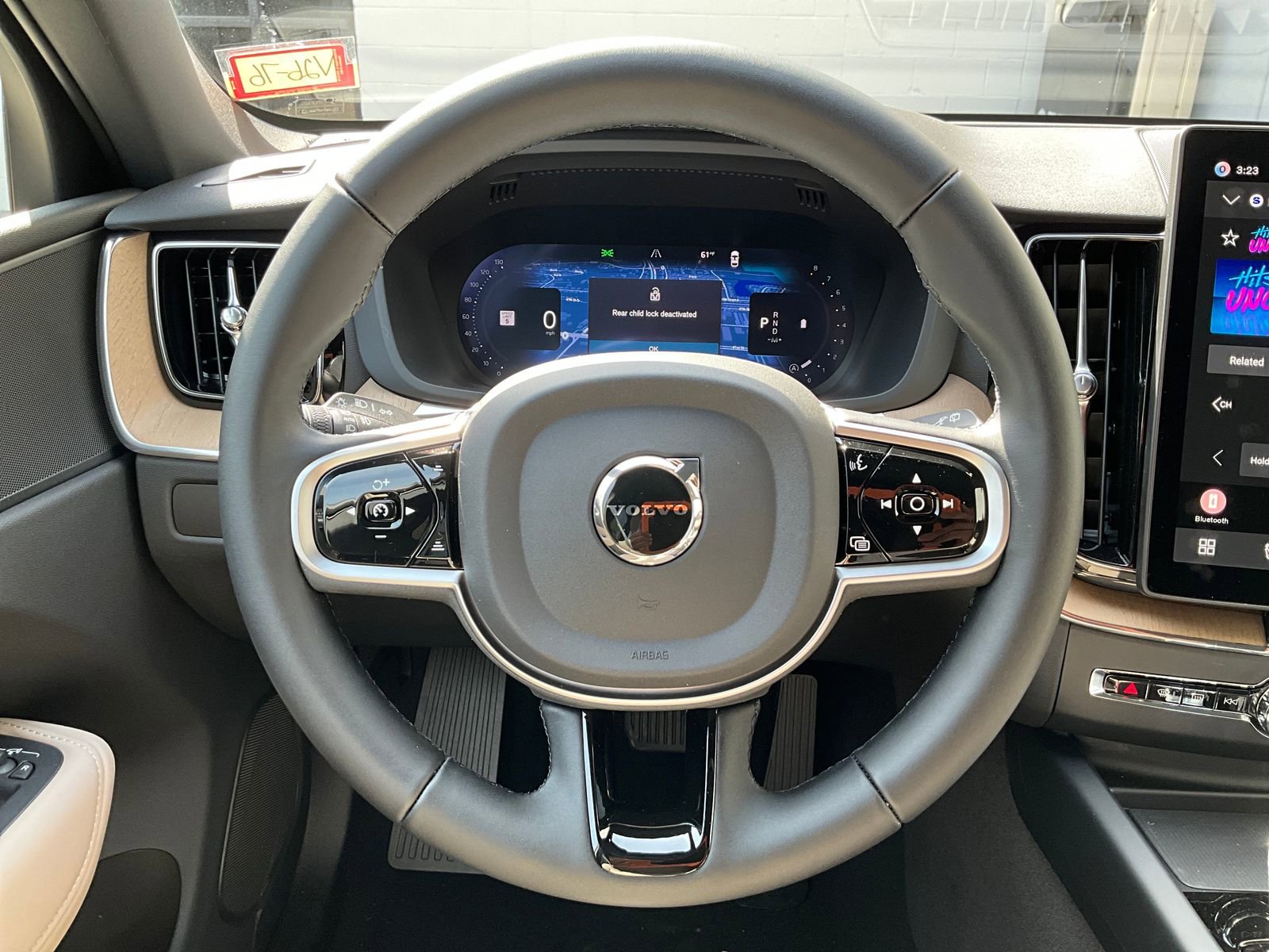 New 2026 Volvo XC60 B5 Plus w/ Climate Package AWD/4WD image 15