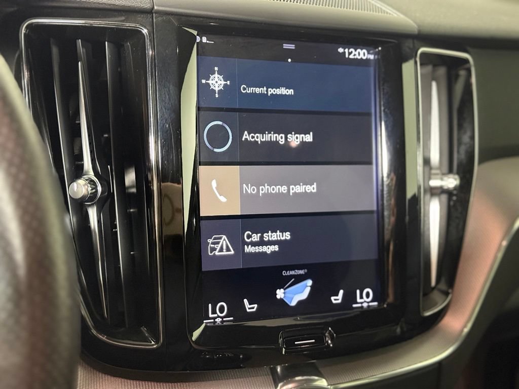 Used 2019 Volvo XC60 T5 R-Design AWD/4WD image 15