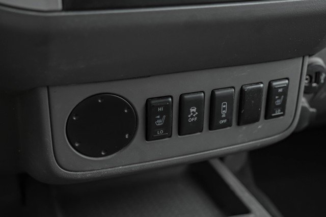 Used 2021 Nissan Frontier SV w/ Midnight Edition Floor Mats image 30