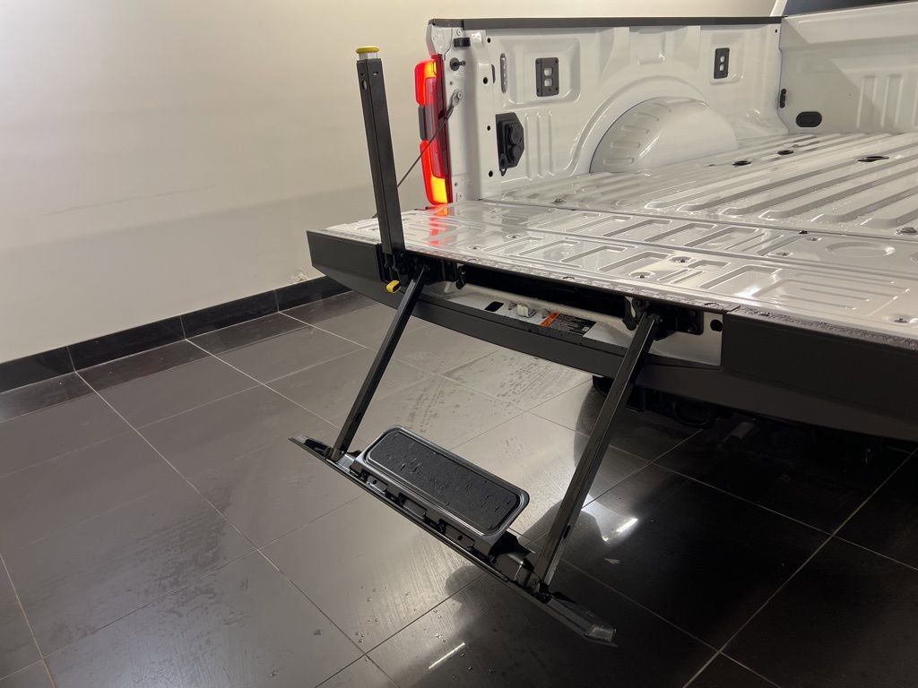 New 2026 Ford F350 Platinum image 39