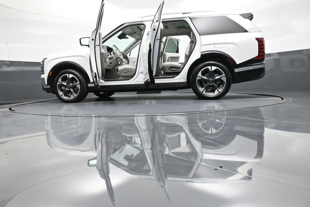 Used 2026 Hyundai Palisade Limited AWD/4WD image 56