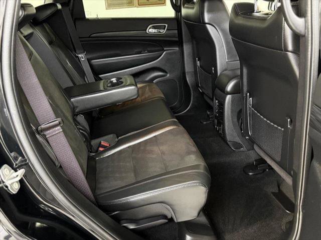 Certified 2022 Jeep Grand Cherokee Laredo X image 17