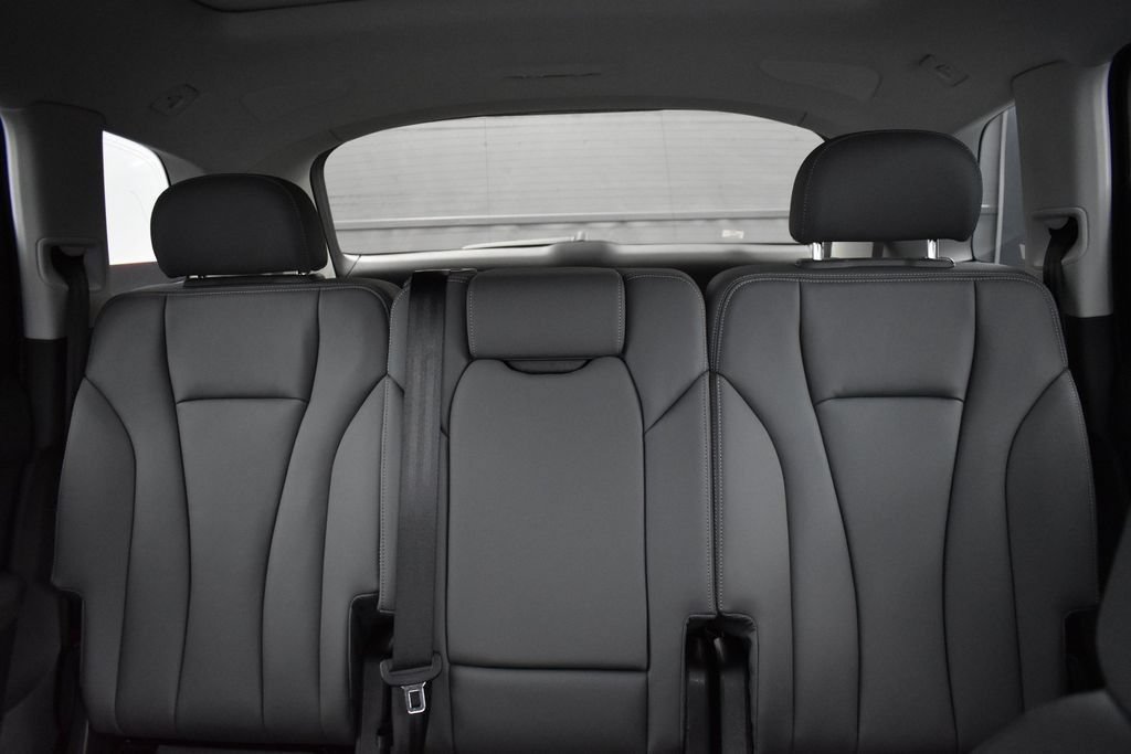 New 2026 Audi Q7 2.0T Premium AWD/4WD image 17
