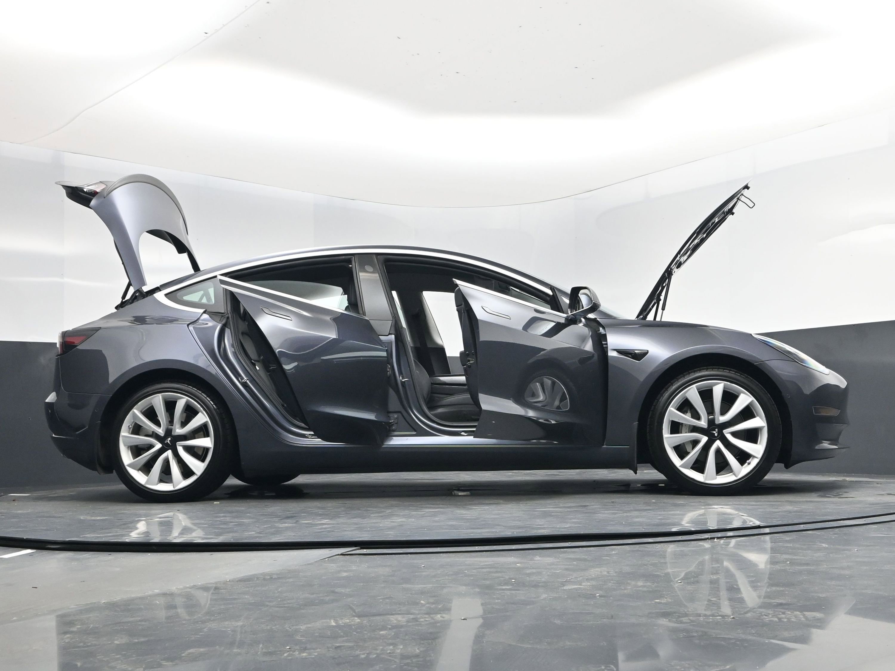 Used 2020 Tesla Model 3 Standard Range image 22