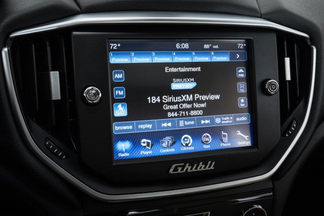 Used 2014 Maserati Ghibli S Q4 AWD/4WD image 28