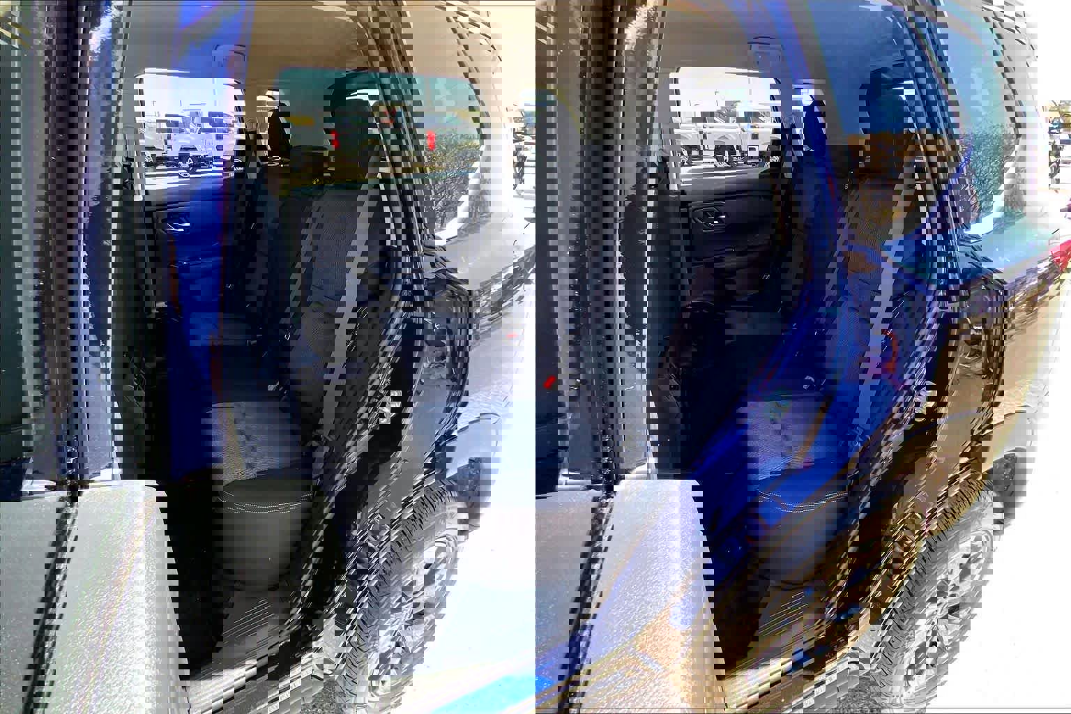 Used 2024 Nissan Rogue SV image 21