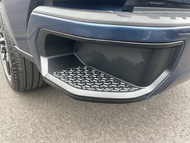 Used 2020 Chevrolet Silverado 1500 Custom w/ Custom Value Package AWD/4WD image 22