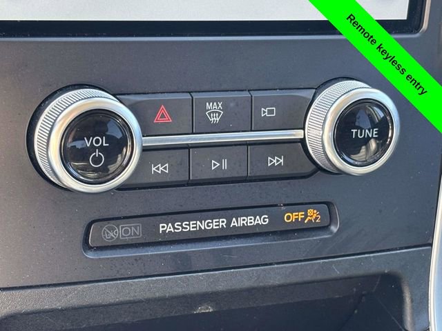 Used 2024 Ford Edge SEL image 20