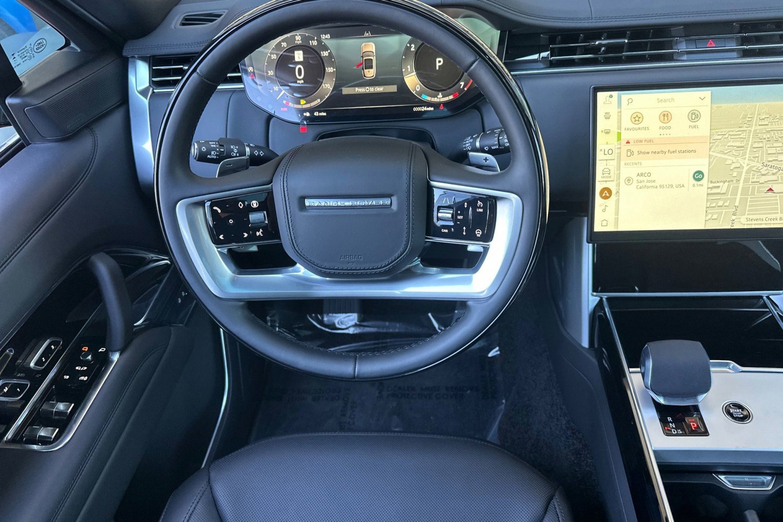 New 2026 Land Rover Range Rover Long Wheelbase SE image 24