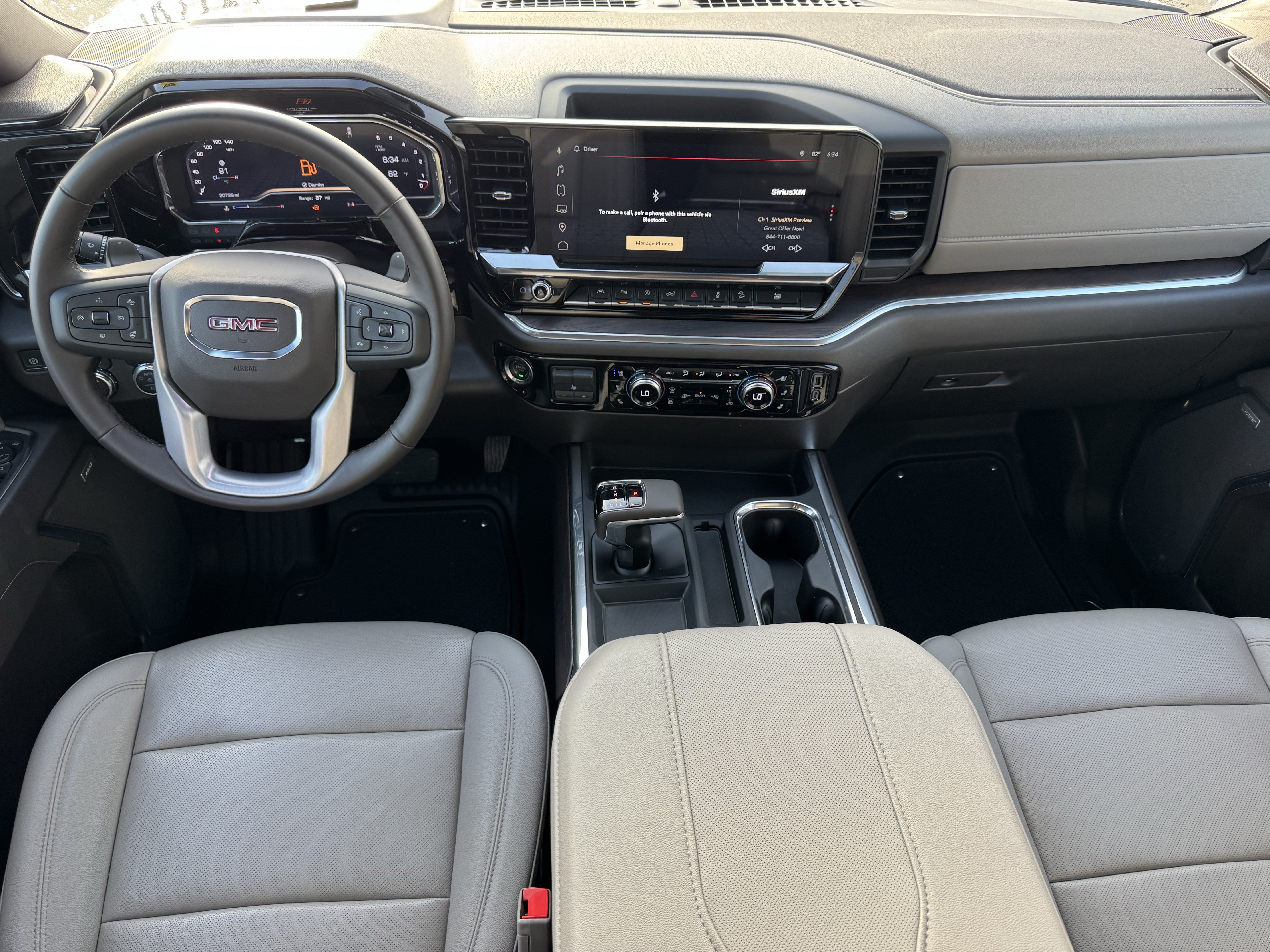 Used 2025 GMC Sierra 1500 SLT w/ SLT Premium Plus Package AWD/4WD image 10