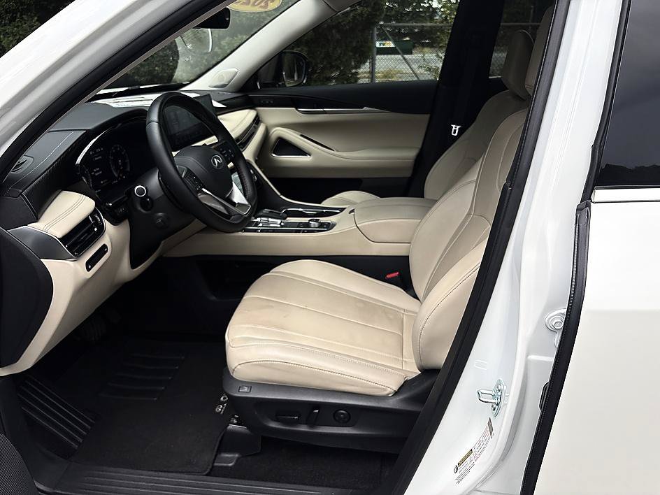 Certified 2025 INFINITI QX60 Sensory AWD/4WD image 10