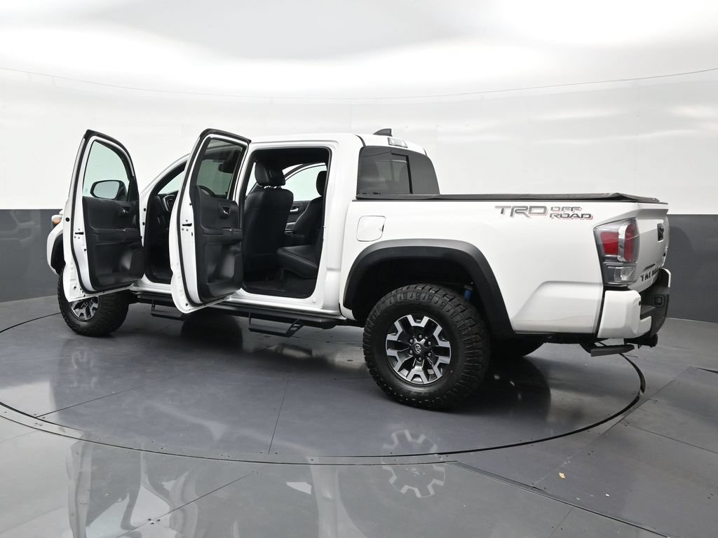Used 2023 Toyota Tacoma TRD Off-Road w/ TRD Premium Off Road Package RWD image 32