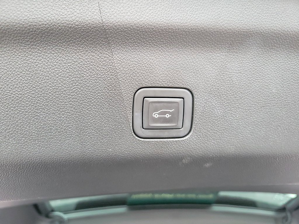 Certified 2024 GMC Yukon Denali Ultimate image 22