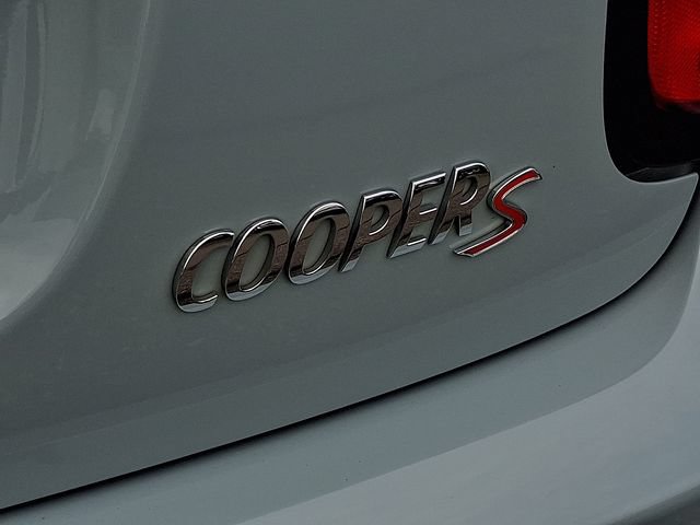 Used 2018 MINI Cooper S FWD image 26