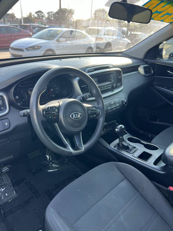 Used 2016 Kia Sorento L FWD image 10