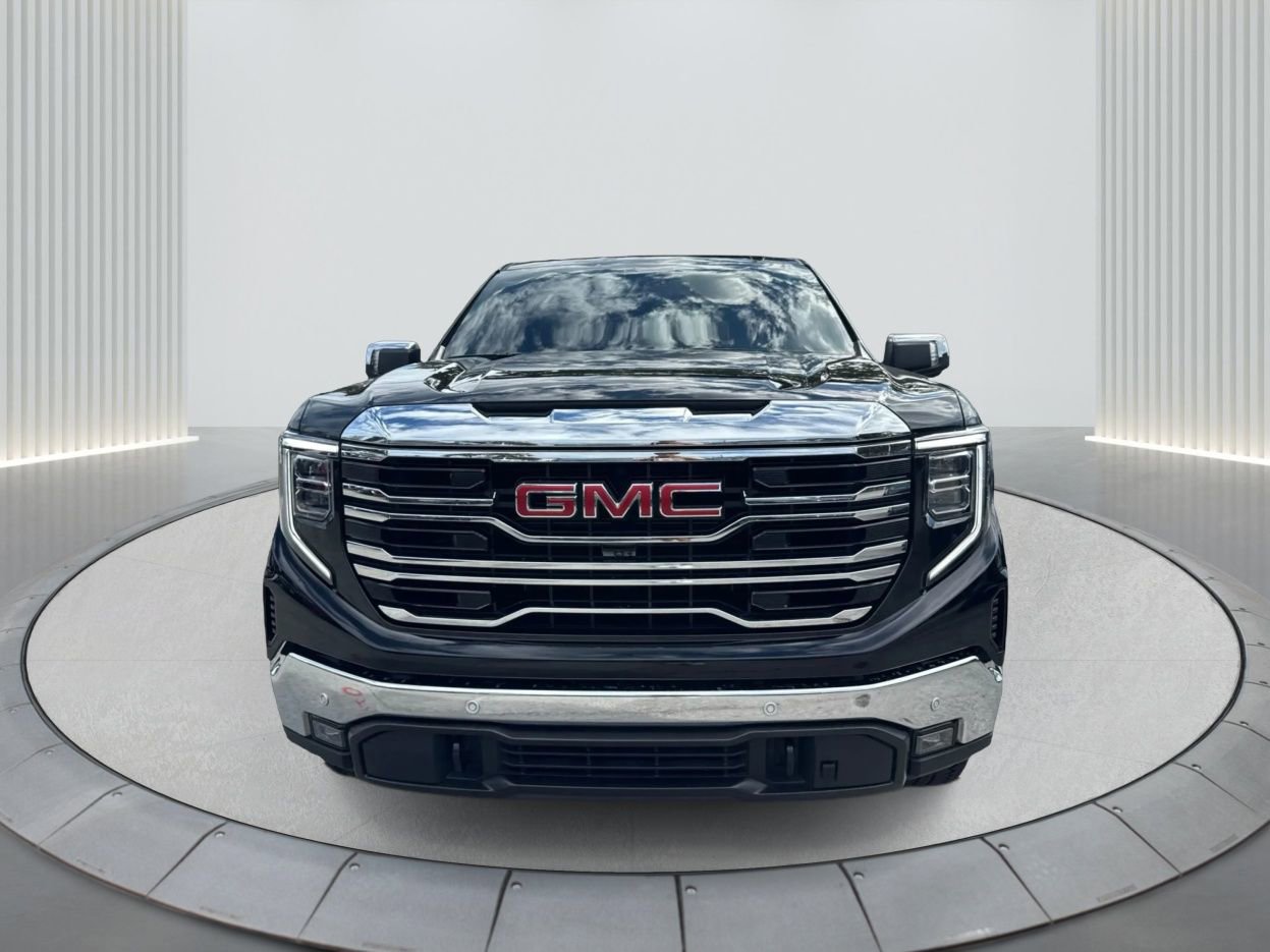 Used 2024 GMC Sierra 1500 SLT w/ SLT Premium Plus Package image 2
