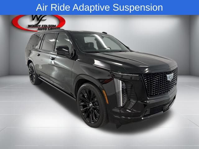 Used 2026 Cadillac Escalade ESV Platinum Sport w/ LPO, ONYX Package AWD/4WD image 3