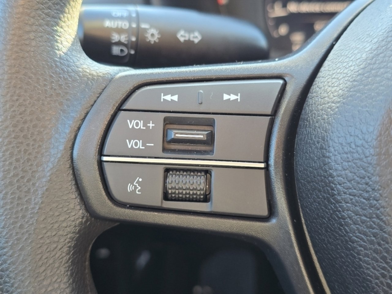 Certified 2025 Honda Accord LX image 33