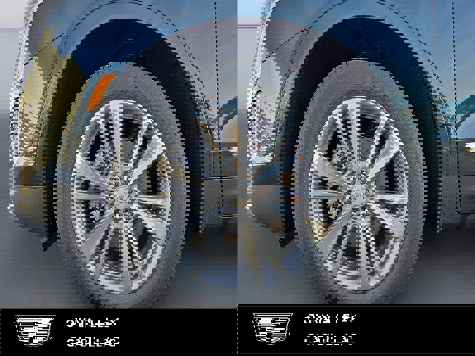 New 2026 Cadillac XT5 Premium Luxury w/ Driver Assist Package image 9