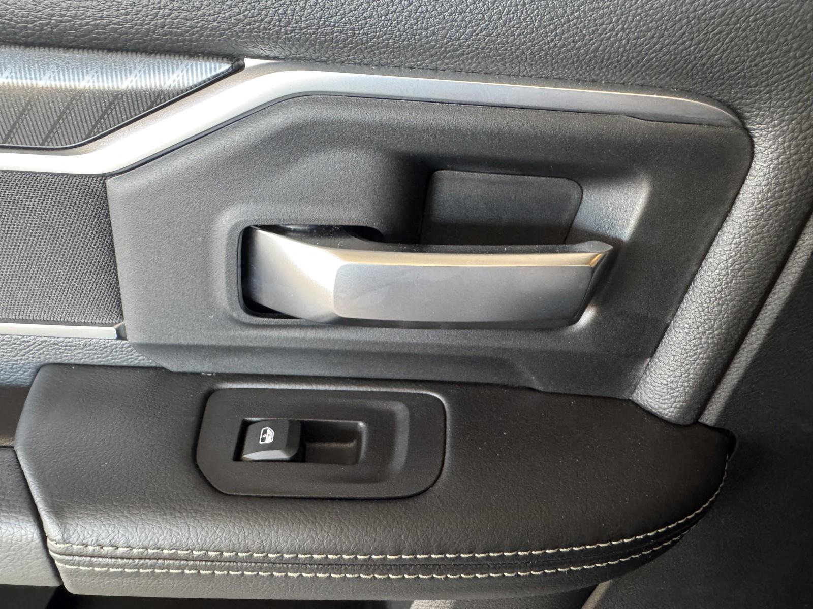 Used 2025 RAM 3500 Lone Star image 28