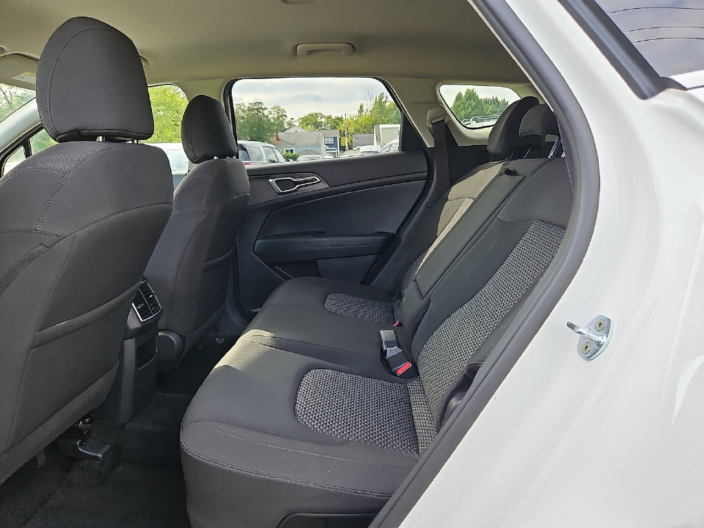 Certified 2023 Kia Sportage LX AWD/4WD image 12