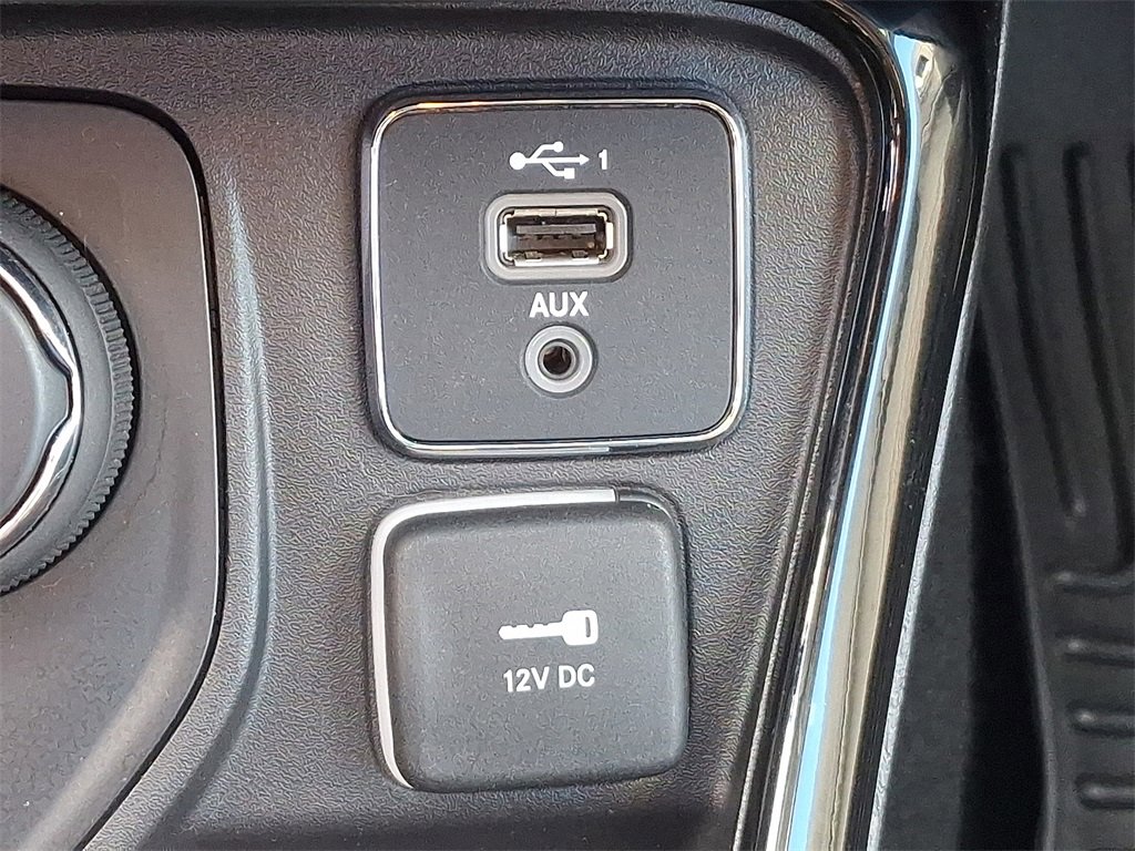 Used 2020 Jeep Compass Limited w/ Rear Convenience Group image 26