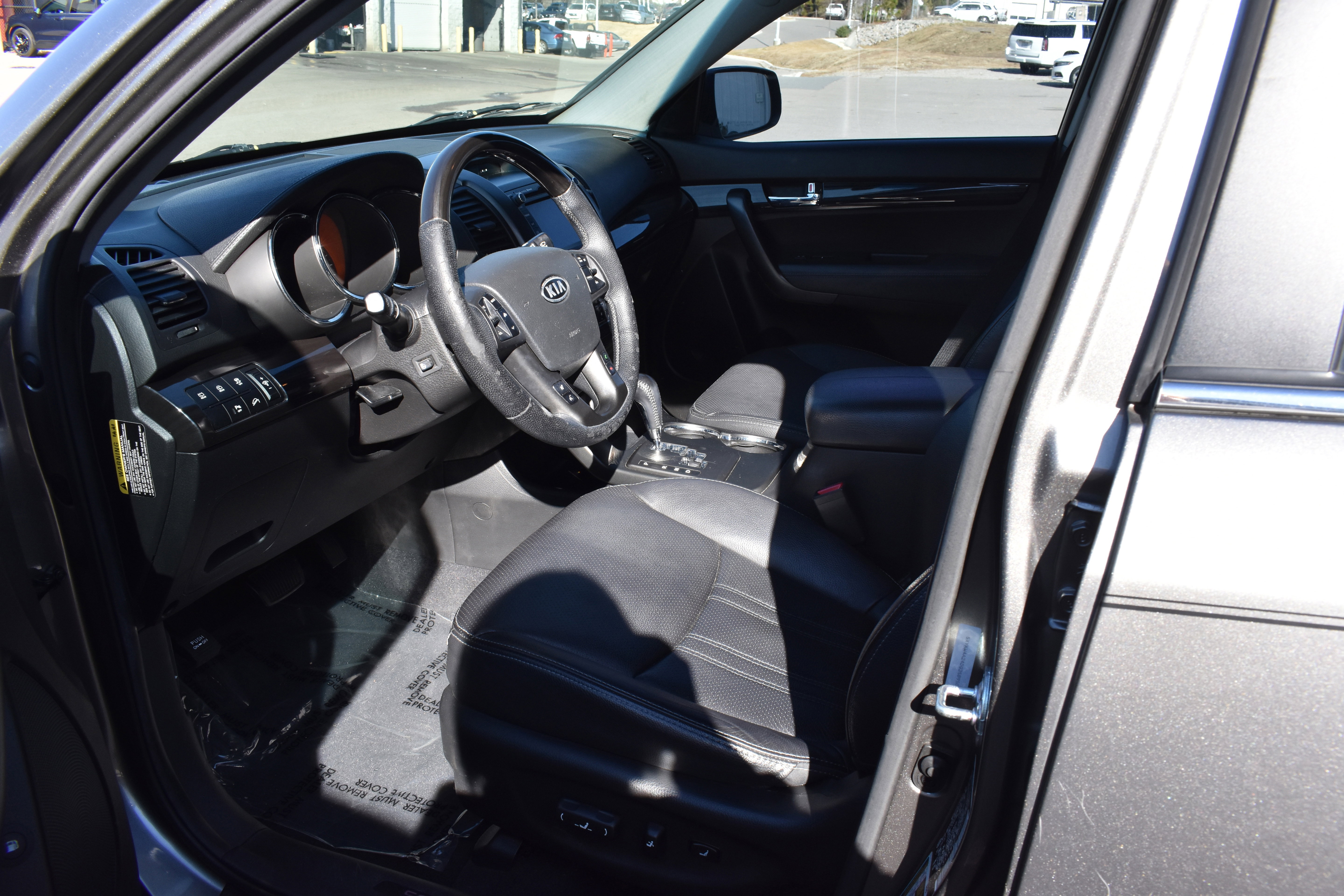 Used 2013 Kia Sorento SX w/ SX Premium Pkg image 14