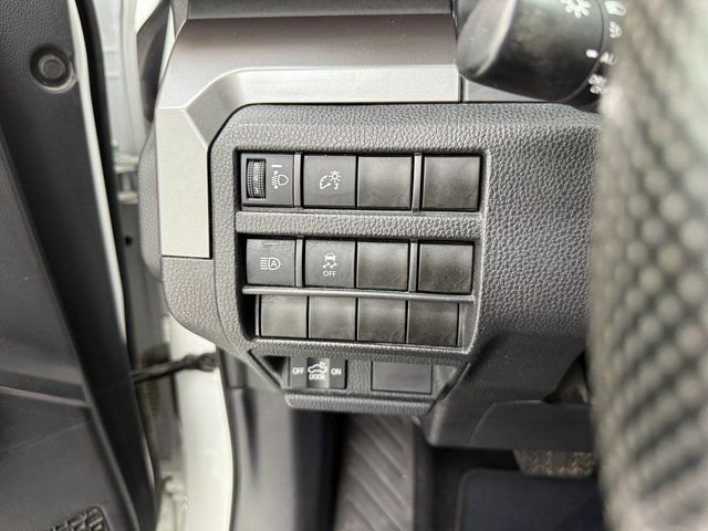 Used 2024 Toyota Tacoma SR5 AWD/4WD image 11
