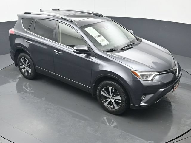 Used 2018 Toyota RAV4 XLE AWD/4WD image 43