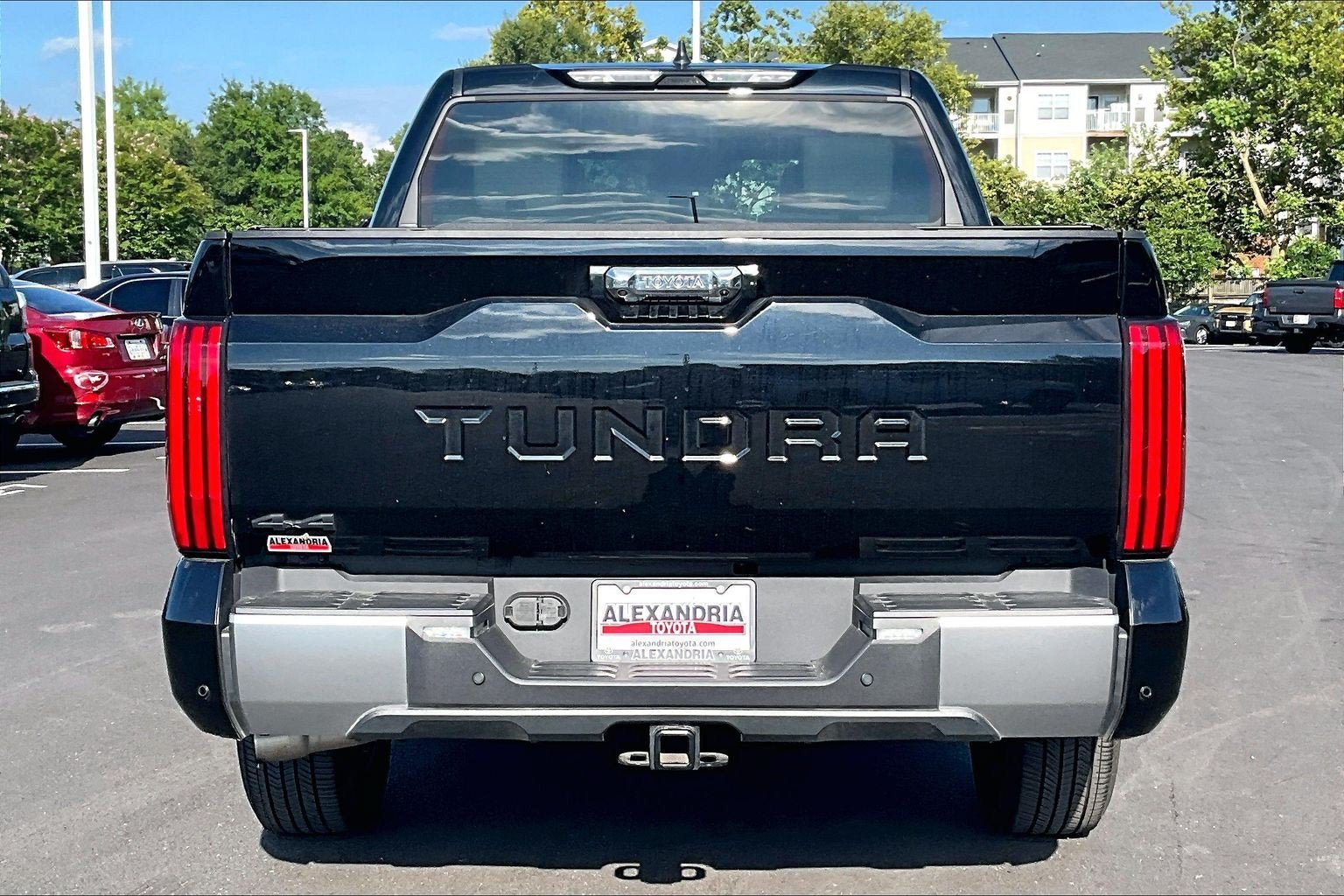 Used 2026 Toyota Tundra Limited AWD/4WD image 4